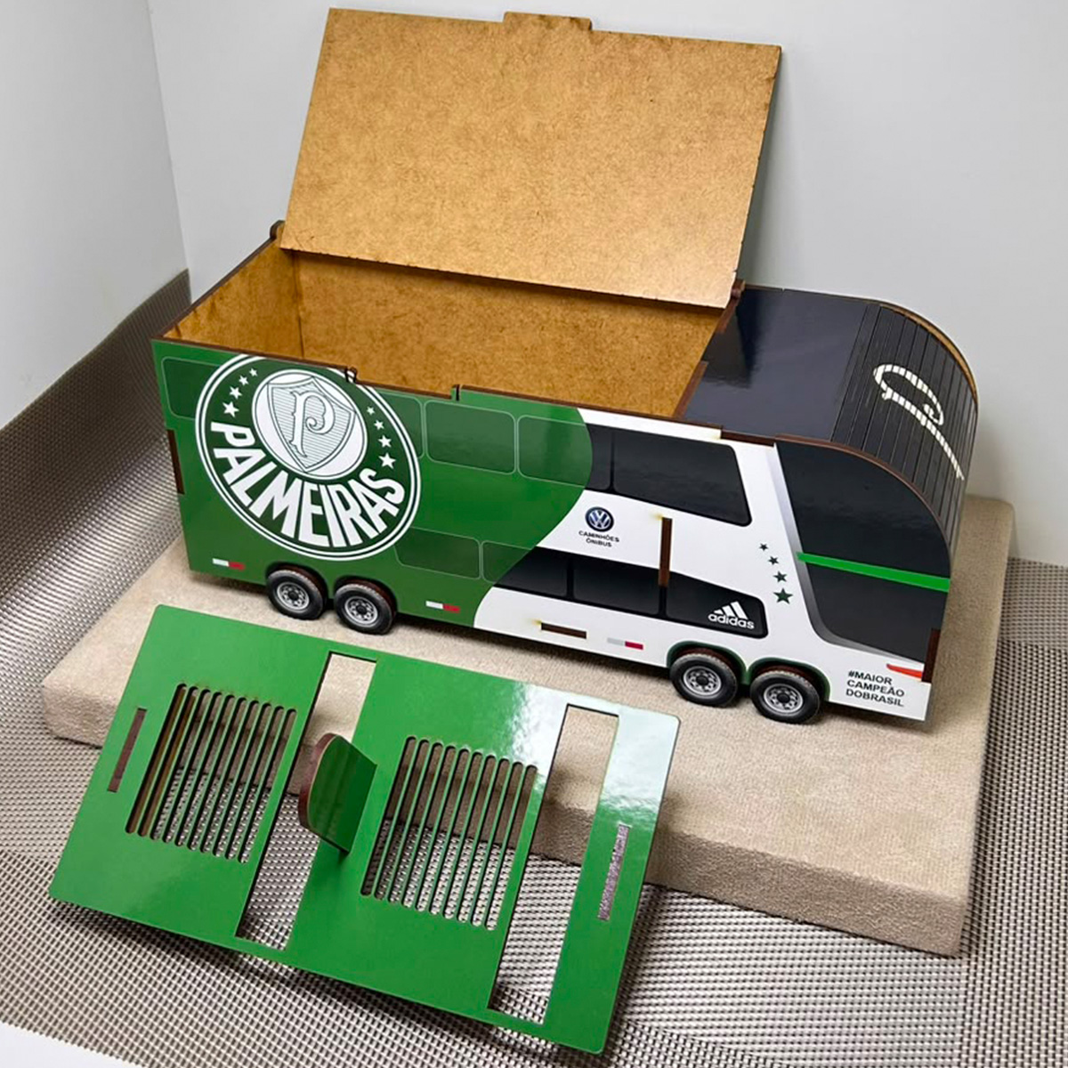 Ônibus caixa Futebol de Botão Personalizado Time MDF estojo - Imagem 7